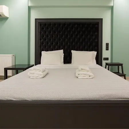 Spacious Modern With Great Rooftop View Apartment Athens