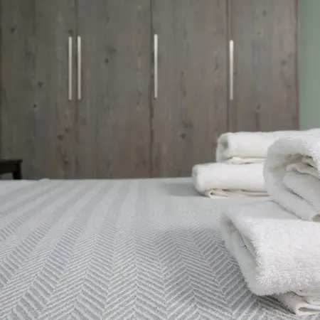 Spacious Modern With Great Rooftop View Apartment Athens