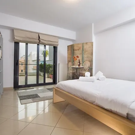 Spacious Modern With Great Rooftop View Apartment