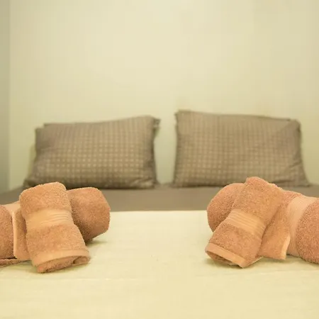 Apartament Spacious Modern With Great Rooftop View *