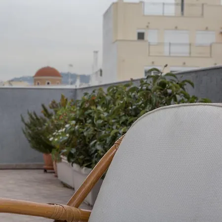 Spacious Modern With Great Rooftop View Apartament *
